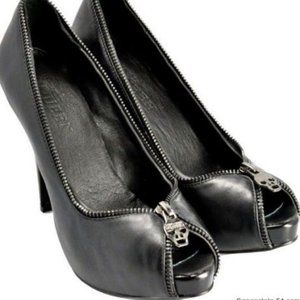 Alexander McQueen skull leather zipper pumps